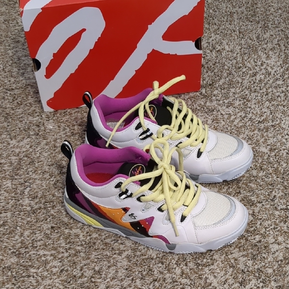 Es Symbol Puffy White Purple Skate Sneakers with Yellow Laces 90s Y2K - Picture 2 of 10